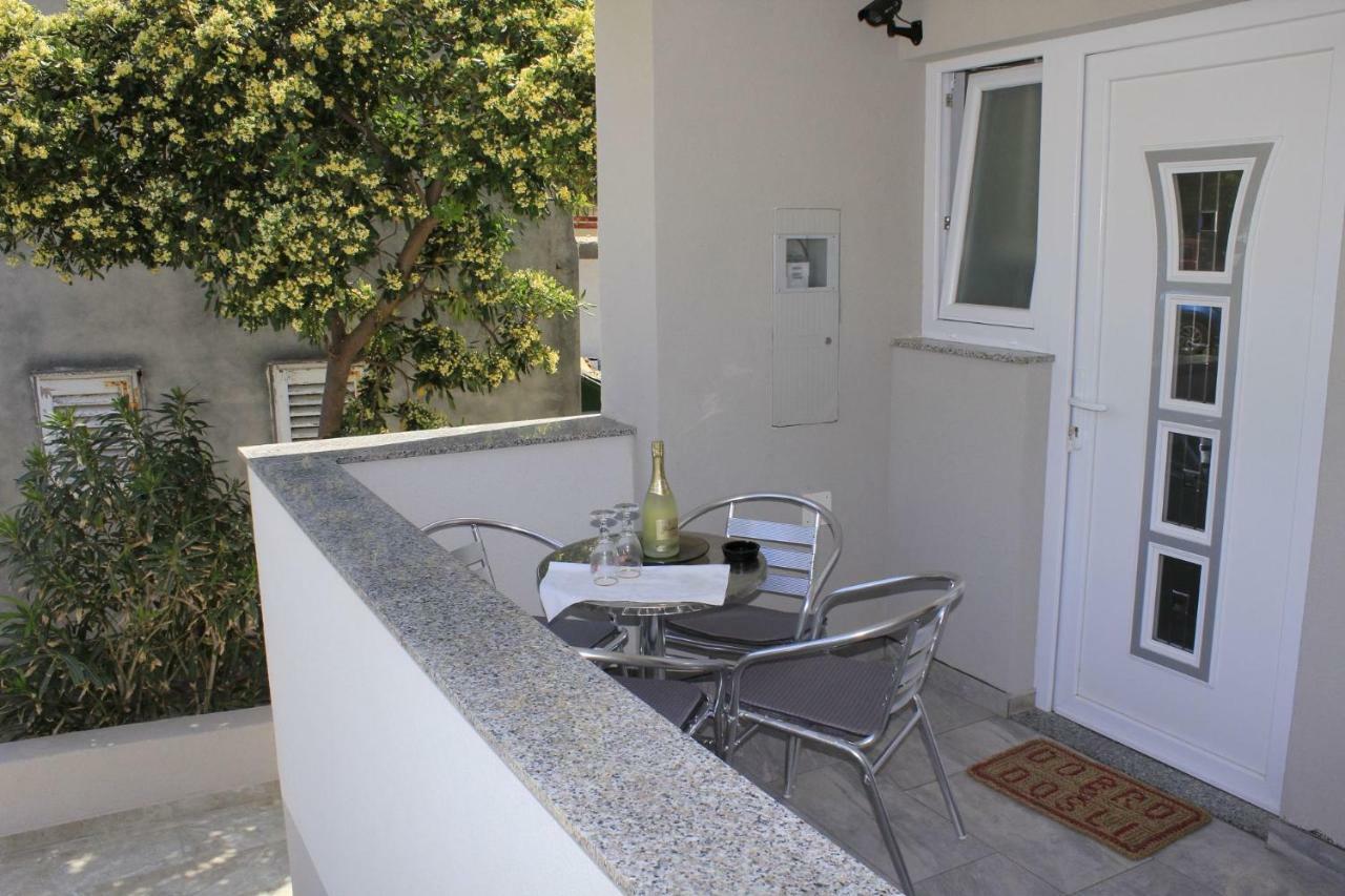Pearl Of Novalja Apartment Exterior foto